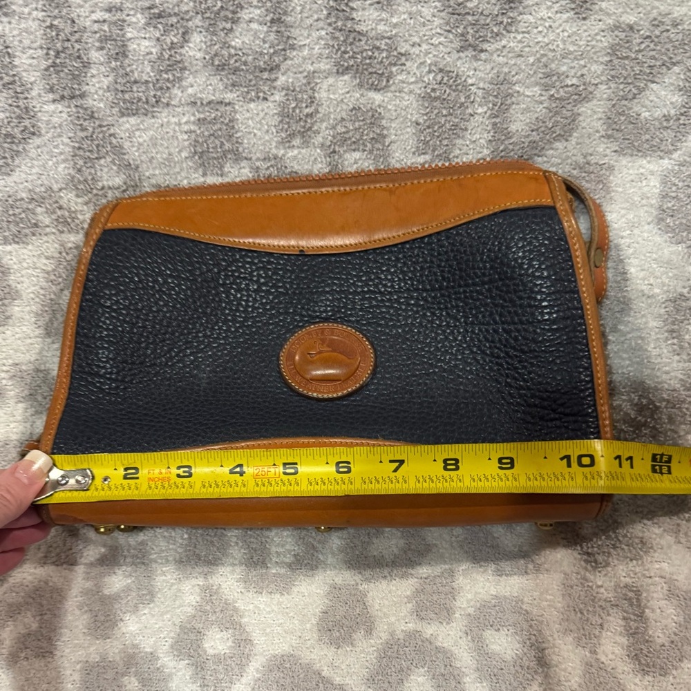 ✨ Dooney & Burke Vintage Dark Green & Tan Leather Shoulder Bag. Good Preloved ✨ - Picture 6 of 8